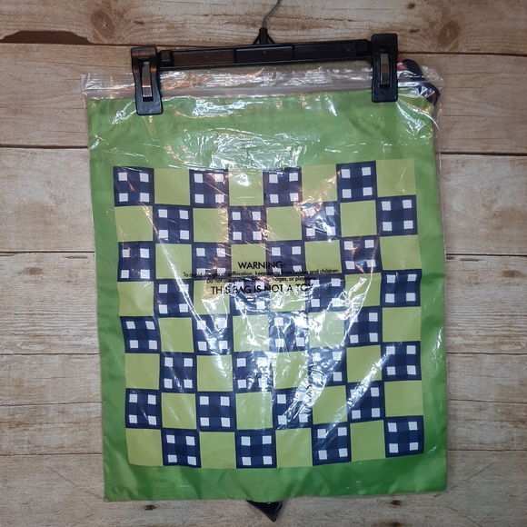 Thirty-One Game On Set - Picture 2 of 4